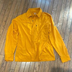 Mountain Hardwear sun/hiking shirt